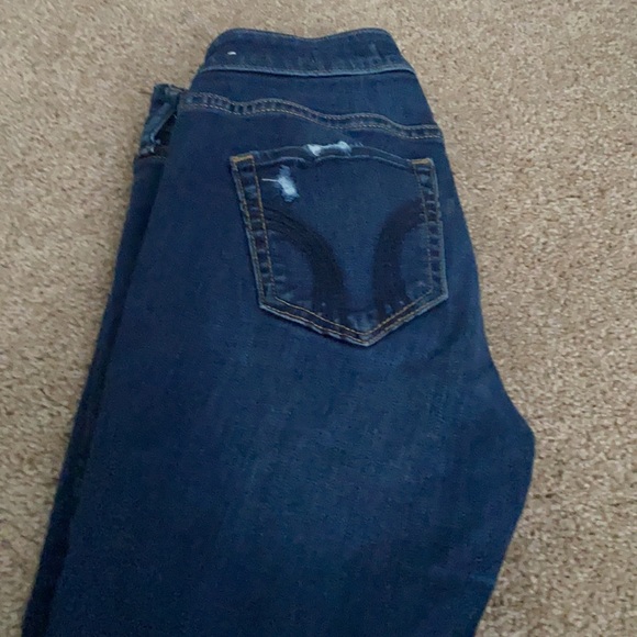 2 pair of Hollister jeans excellent condition - Picture 4 of 7